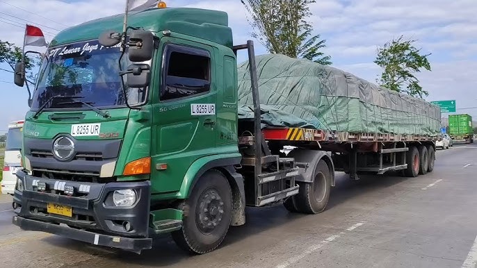 Truk Trailer Hino