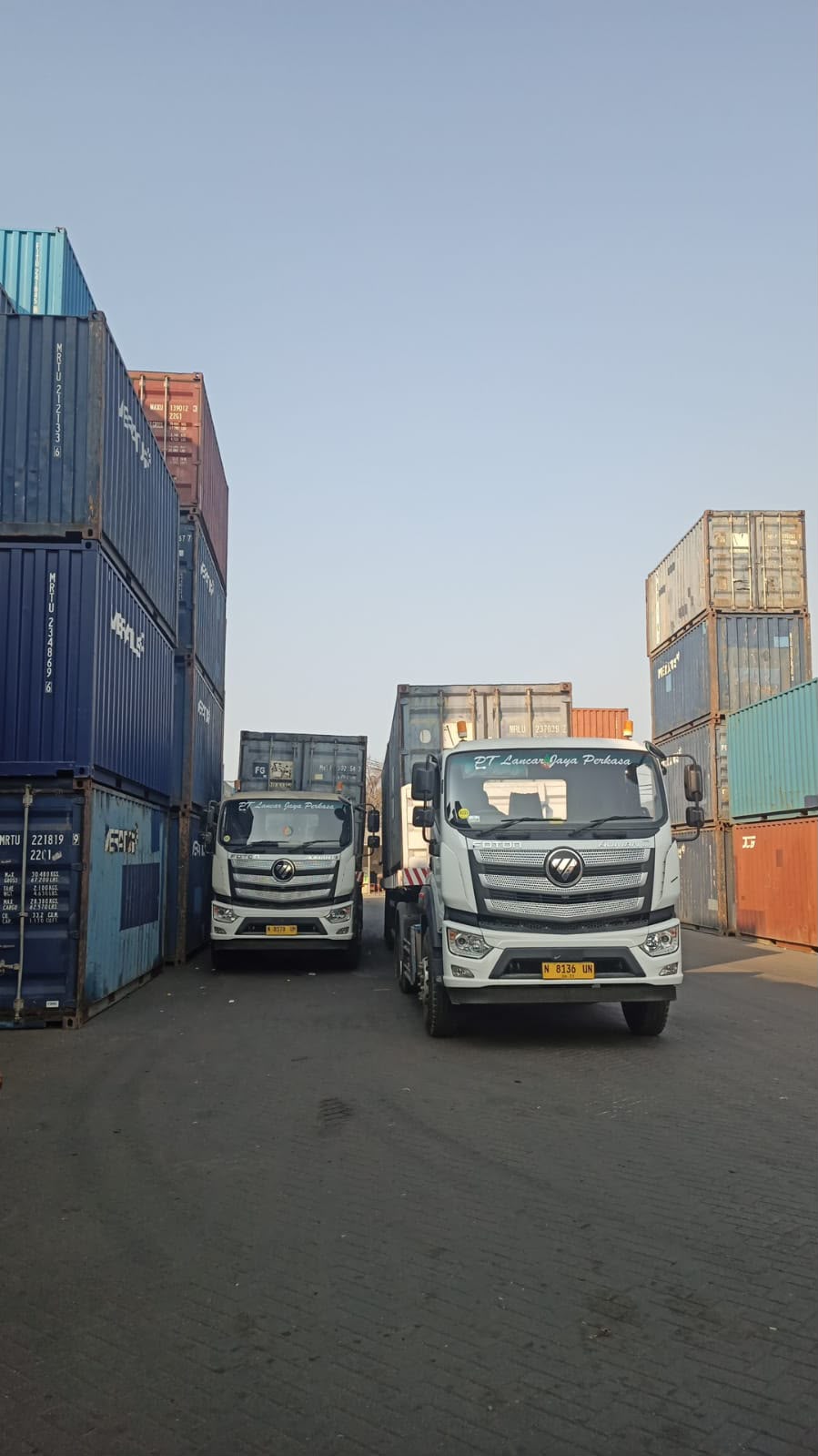 Satu armada, satu semangat, satu tujuan: selamat sampai tujuan. 🚛💨